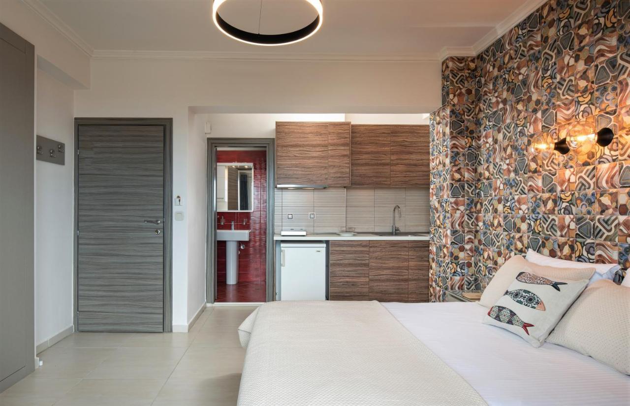 Sunday Resort Gerakini Exterior photo