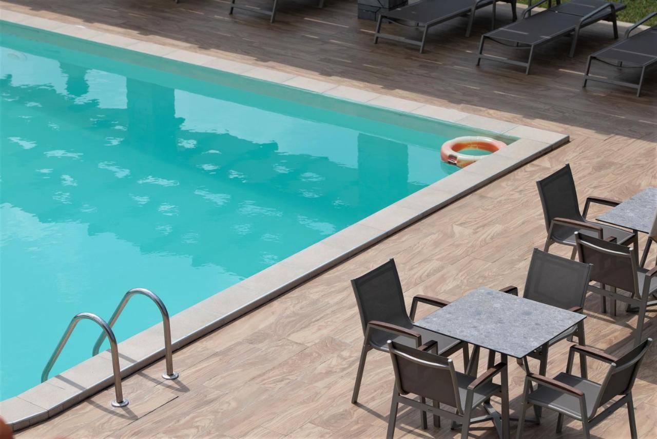 Sunday Resort Gerakini Exterior photo